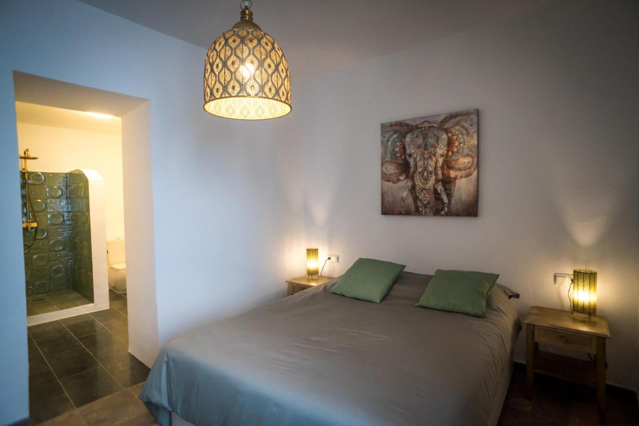 Del Mundo Bed & Breakfast *
