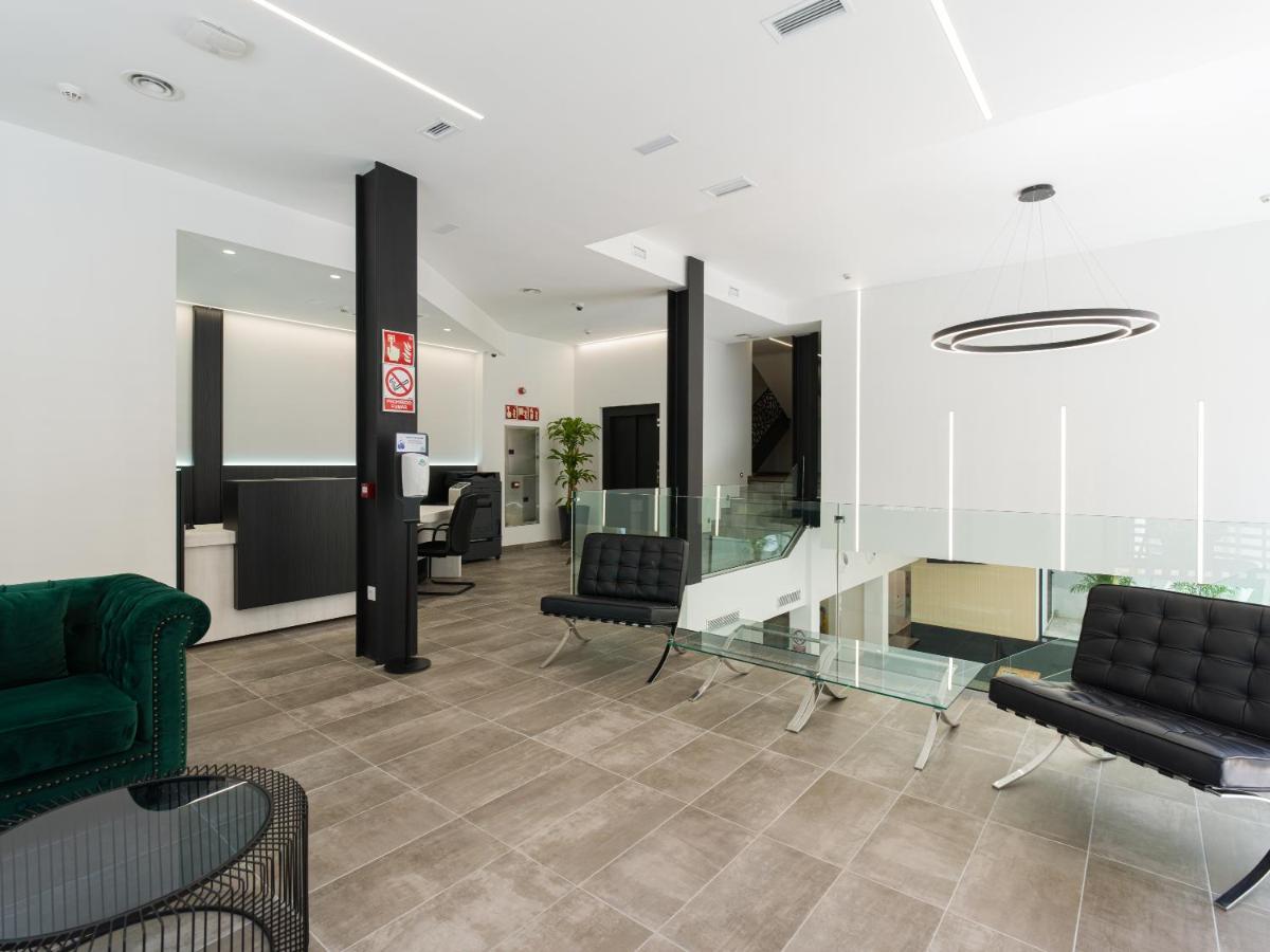 Mg Poniente Hotel