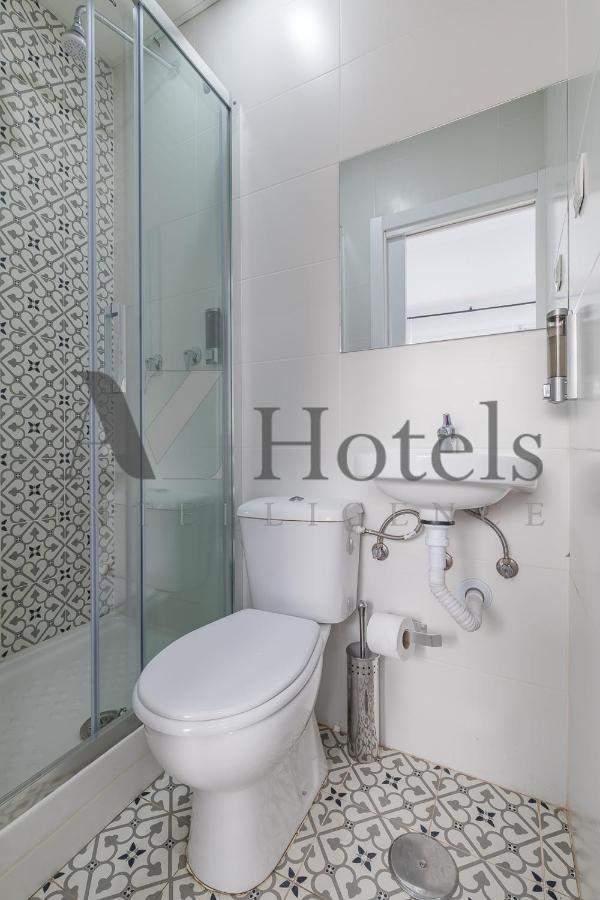 Ayz Elcano - Auto Check-in Guest house *