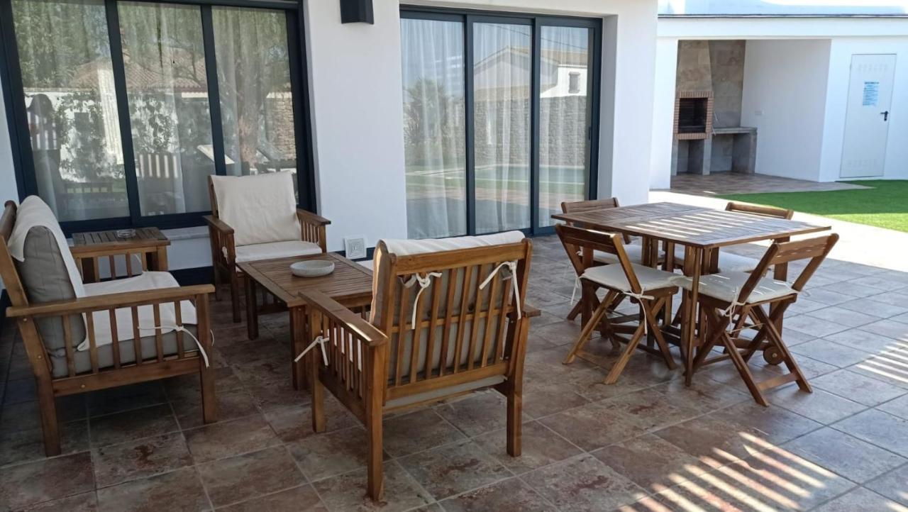 Chalet Falsa Pimienta - Solo Familias Y Parejas
