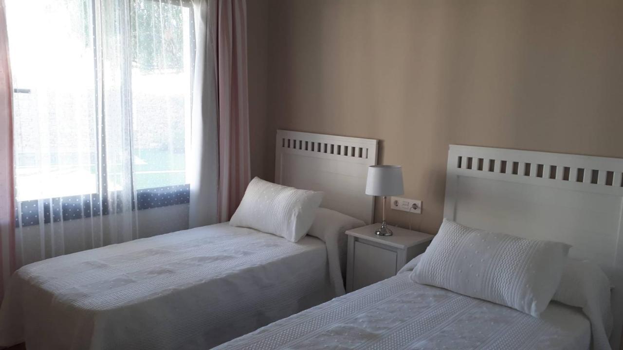 Falsa Pimienta - Solo Familias Y Parejas Chalet Conil De La Frontera