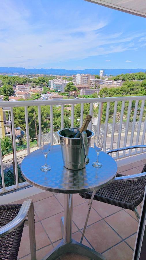 Ginette Sunbeach Apartment