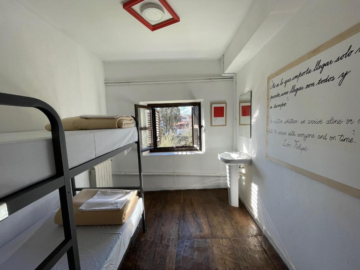 Hostal Albergue de peregrinos El Convento *