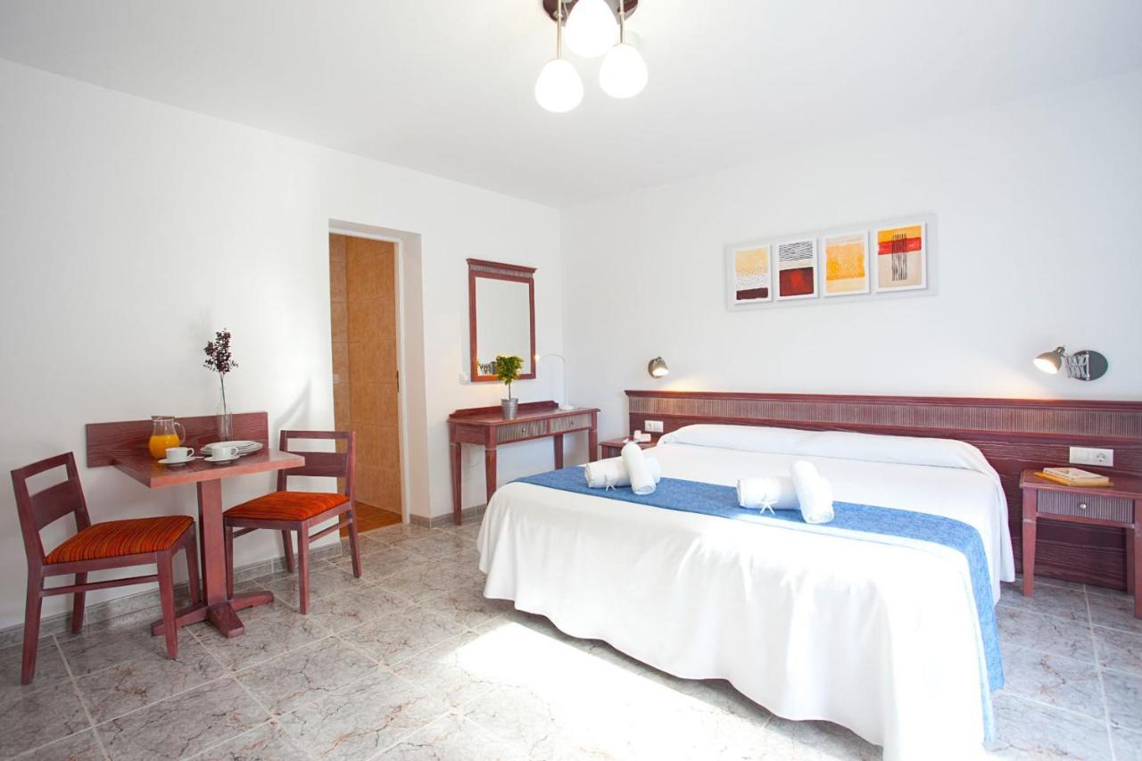 Apartahotel Cala Murada Tennis *