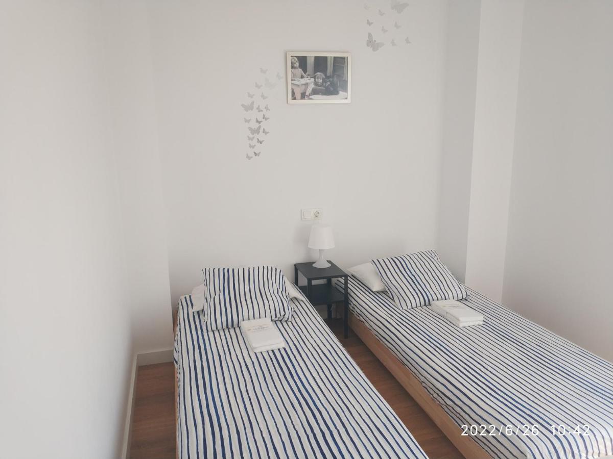 Bonito Con Piscina Cerca De La Playa. Apartment *