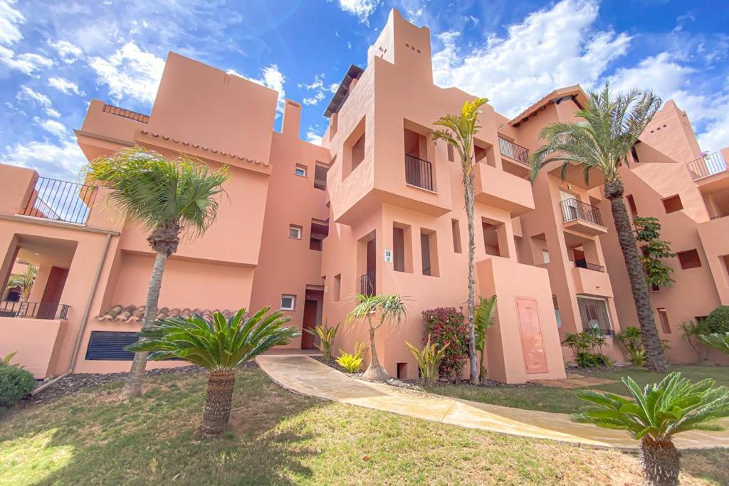 Superb Luxurious Groundfloor 1 Bedroom App On Mar Menor Golf Apartamento
