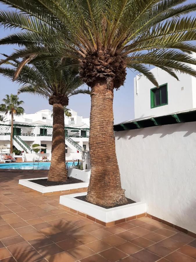 Casa Anna. Pool And Next To The Holiday home *