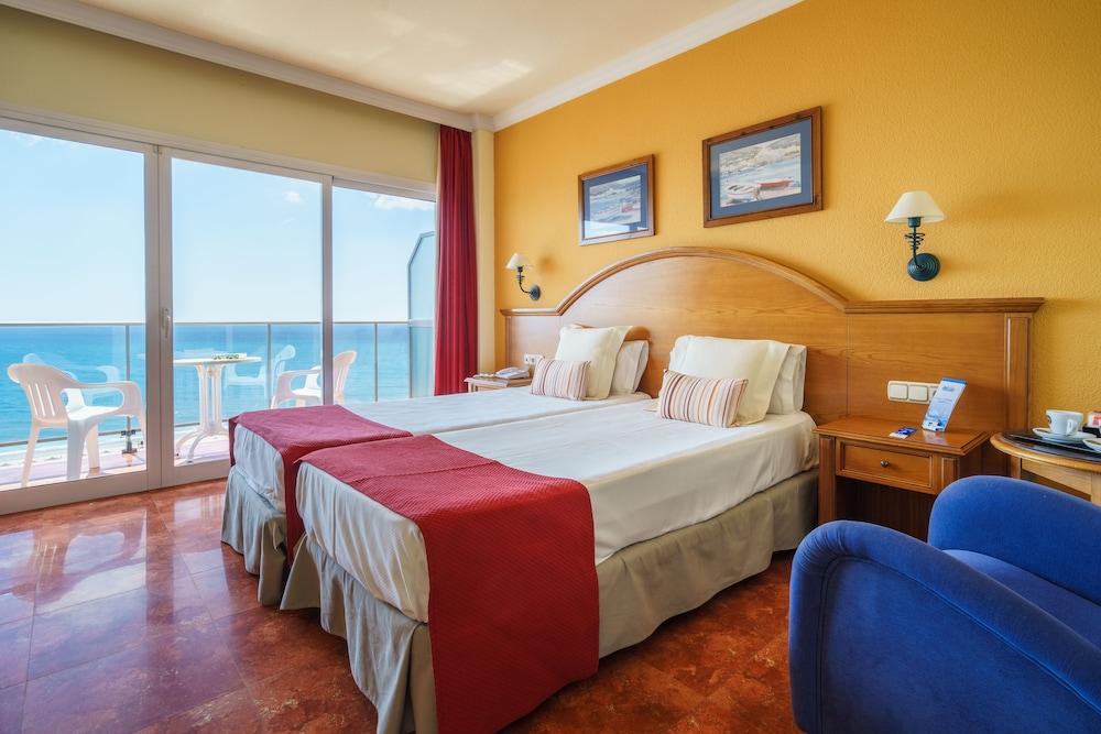 Isabel Hotel 4*