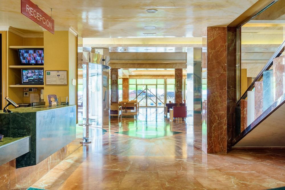 Hotel Isabel 4*