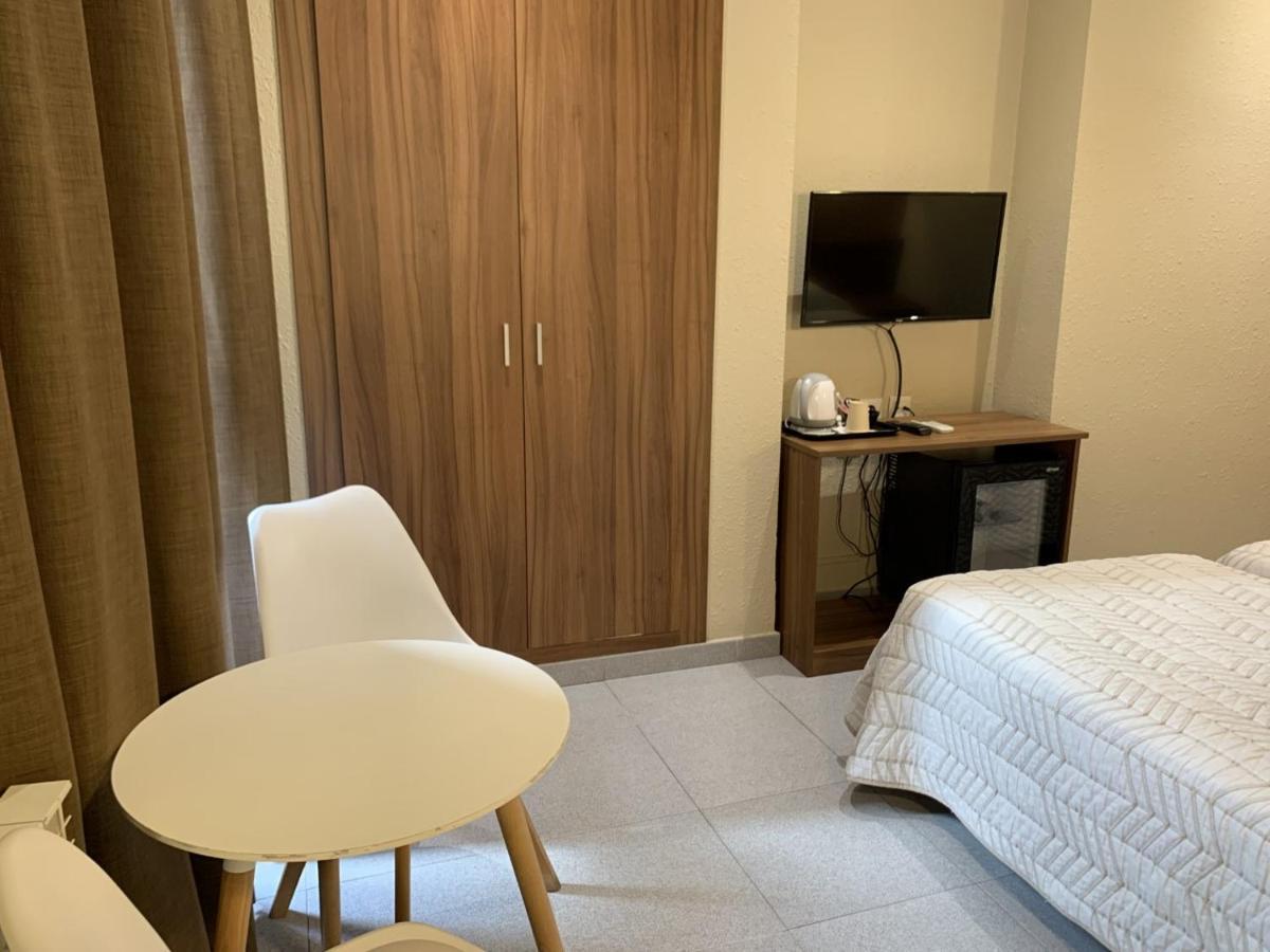 Guest house Iznajar 2*