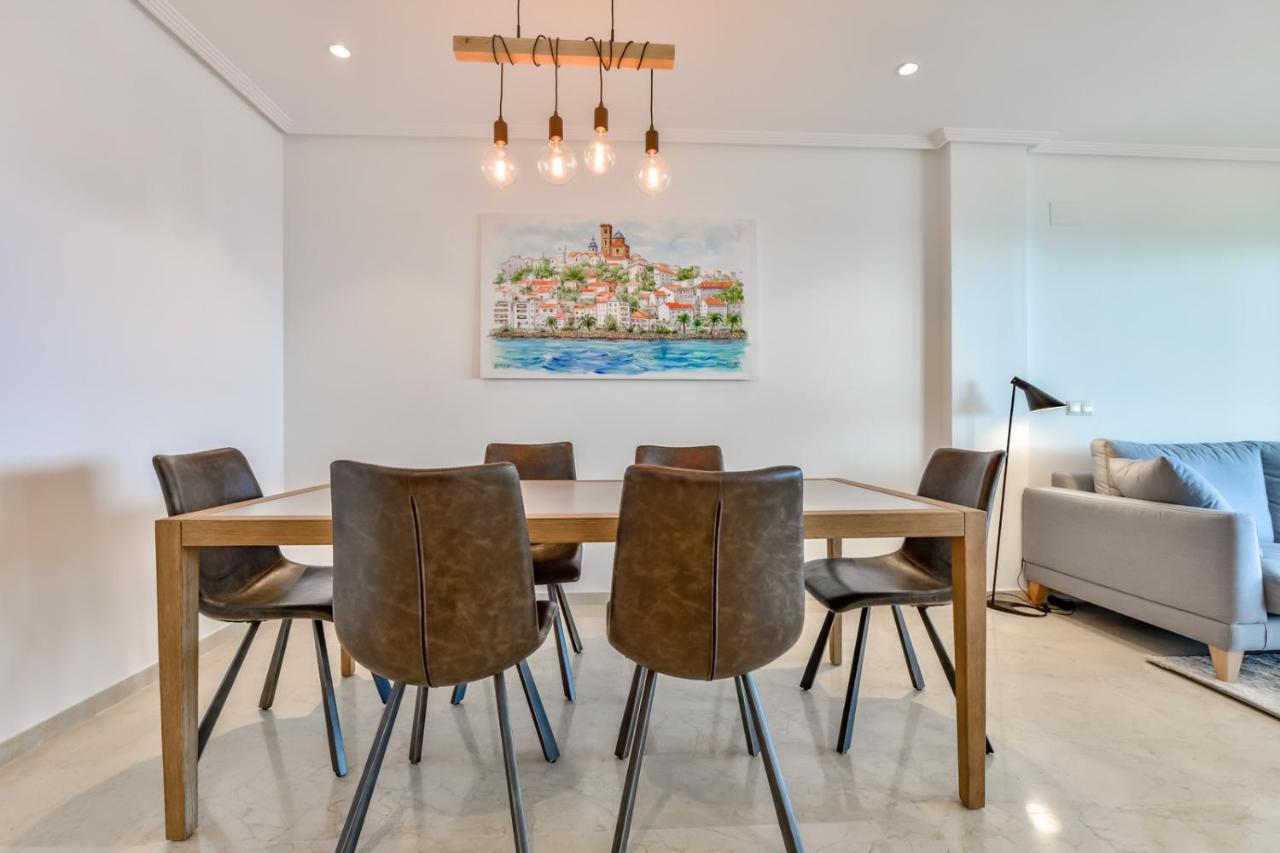 Apartamento Se Alquila El Mar *