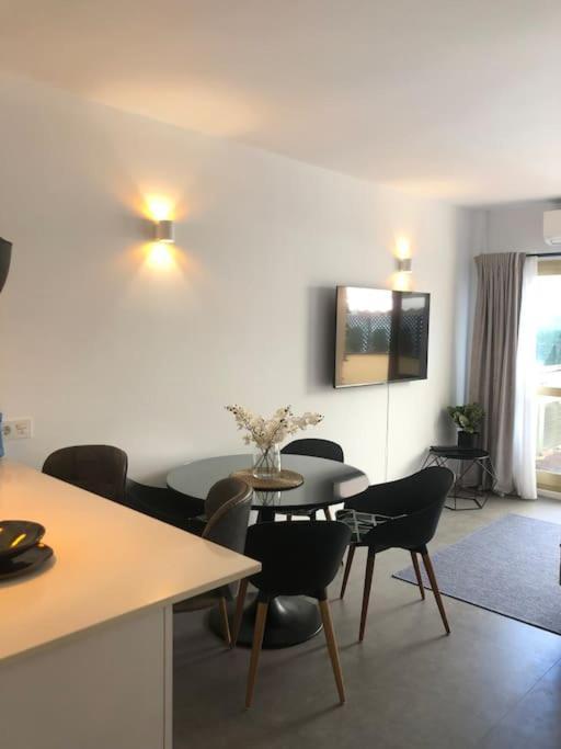 Modern Beachside Apartamento Marbella