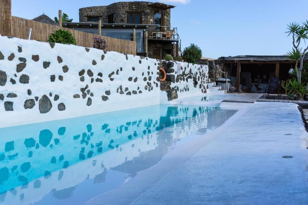 Acampale - Glamping Lanzarote - Arrieta Luxury tent