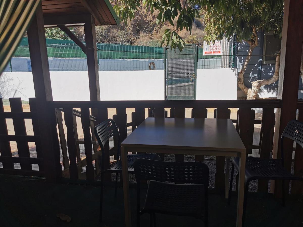 Con Piscina En Privado Cerca De La Playa De Torre Del Mar Ideal Familias Сasa de vacaciones Vélez