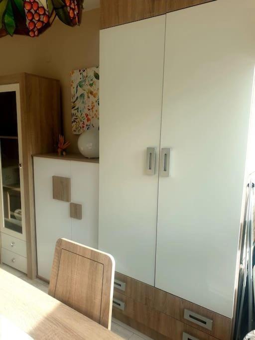 Apartamento Precioso Estudio Con Piscina A 200m Del Mar *
