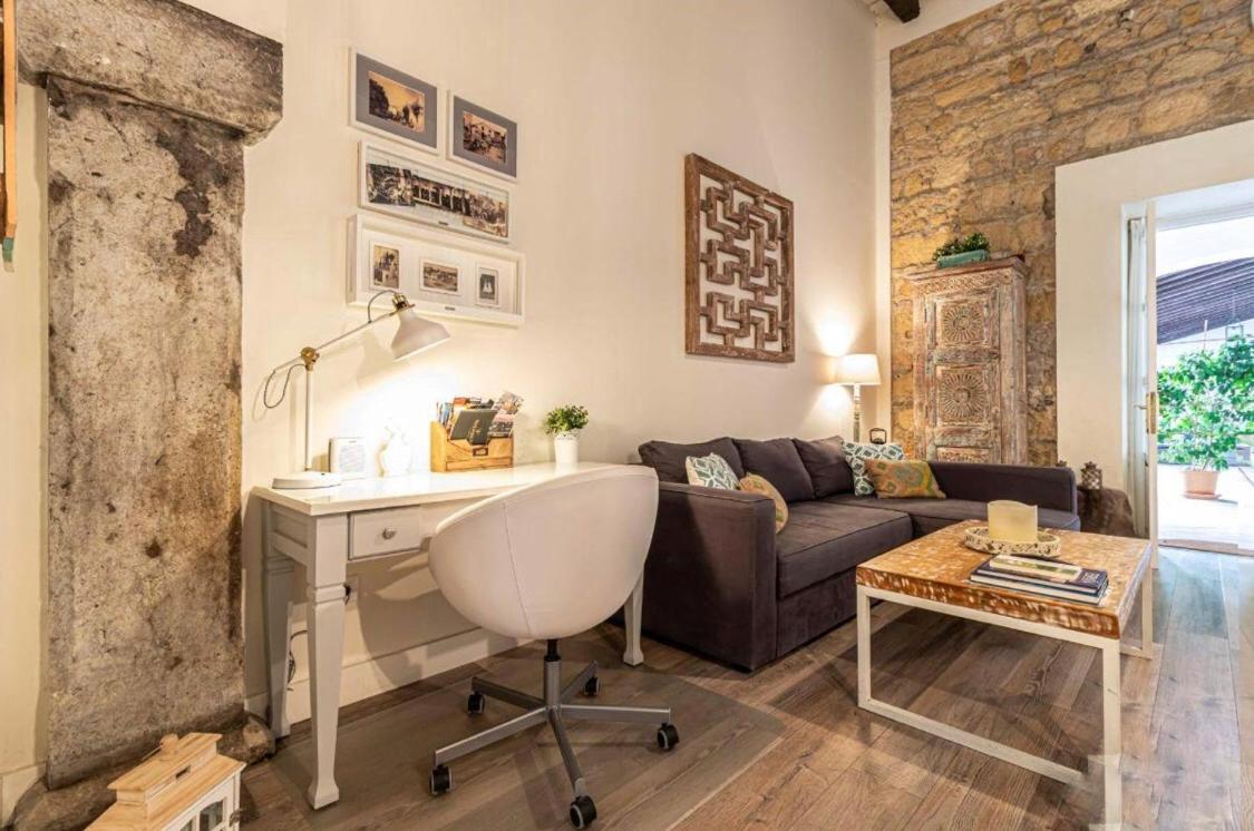 Loft Bodega San Blas Con Porche Y Parking