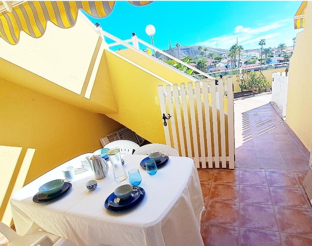 With Swimmingpool, Wifi And Free Parking In Apartment Arguineguin