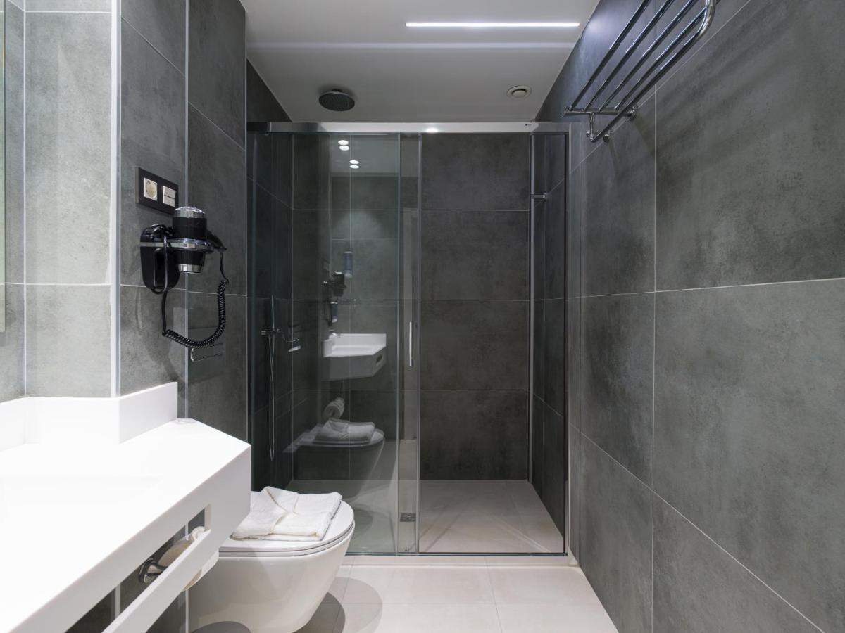 Hotel Mg Poniente 3*