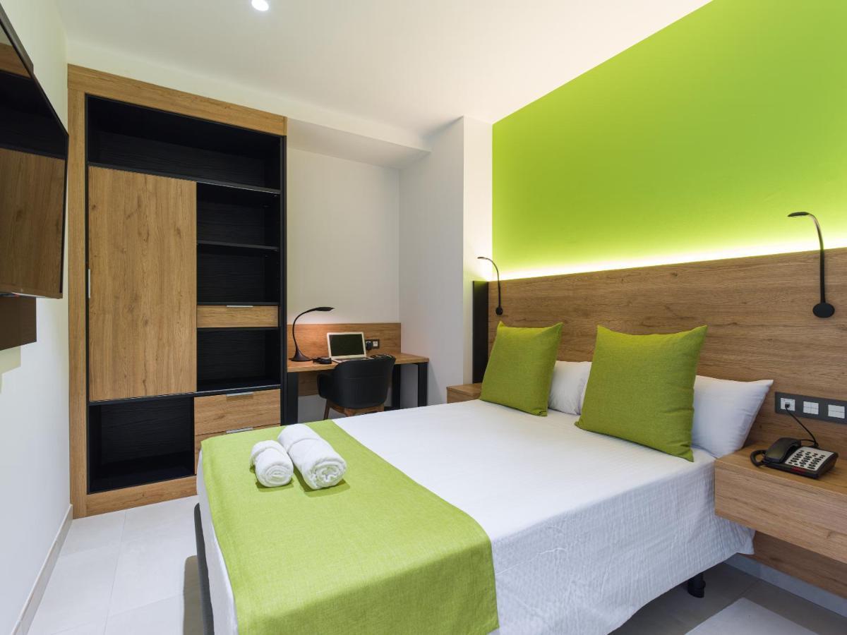 Mg Poniente Hotel