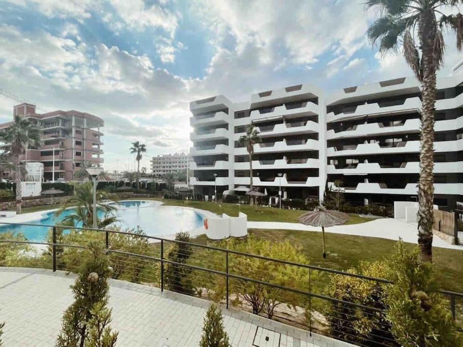 New Groundfloor Apt. Apartamento Arenales del Sol