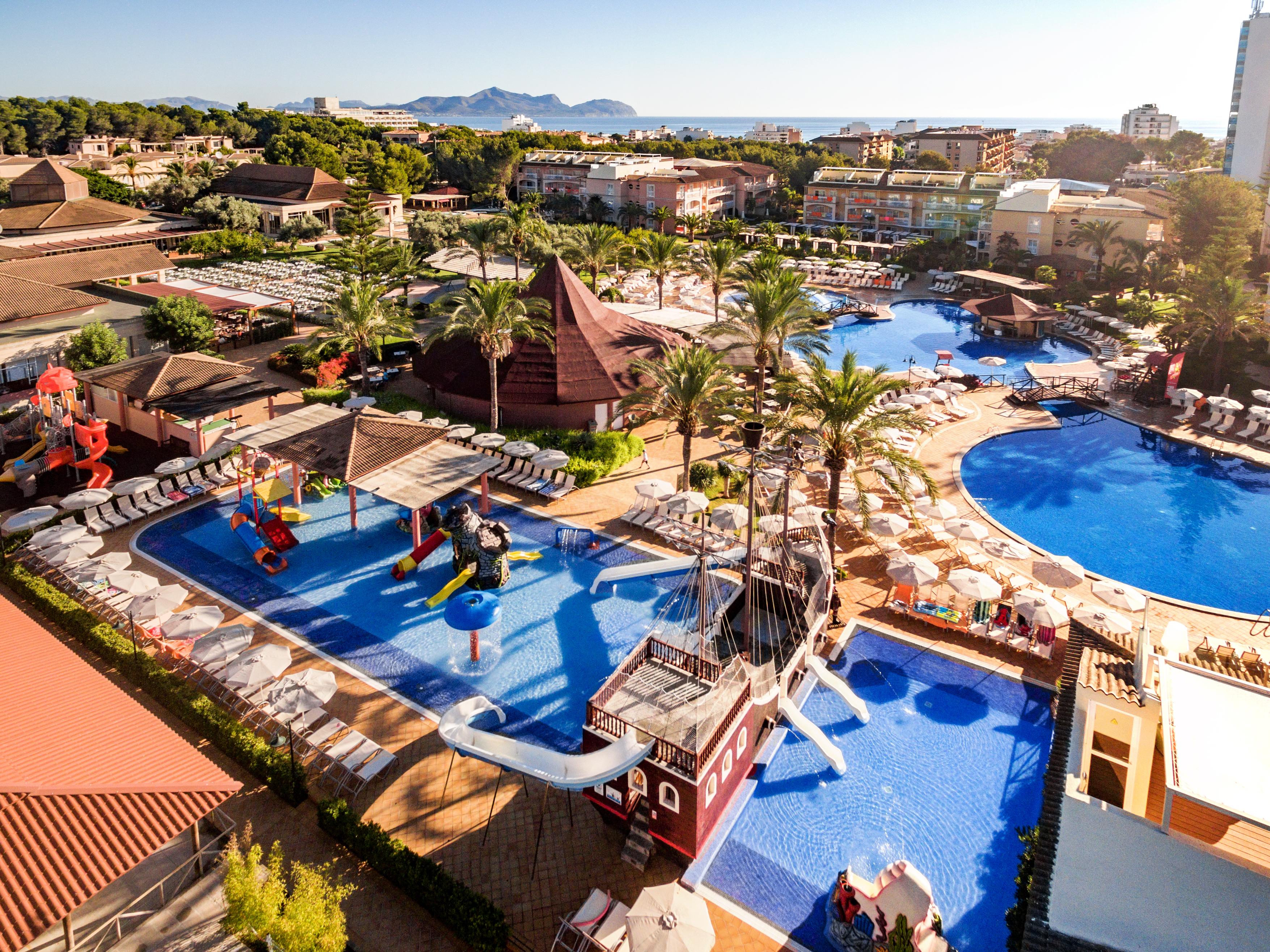 Zafiro Picafort Aparthotel 4*