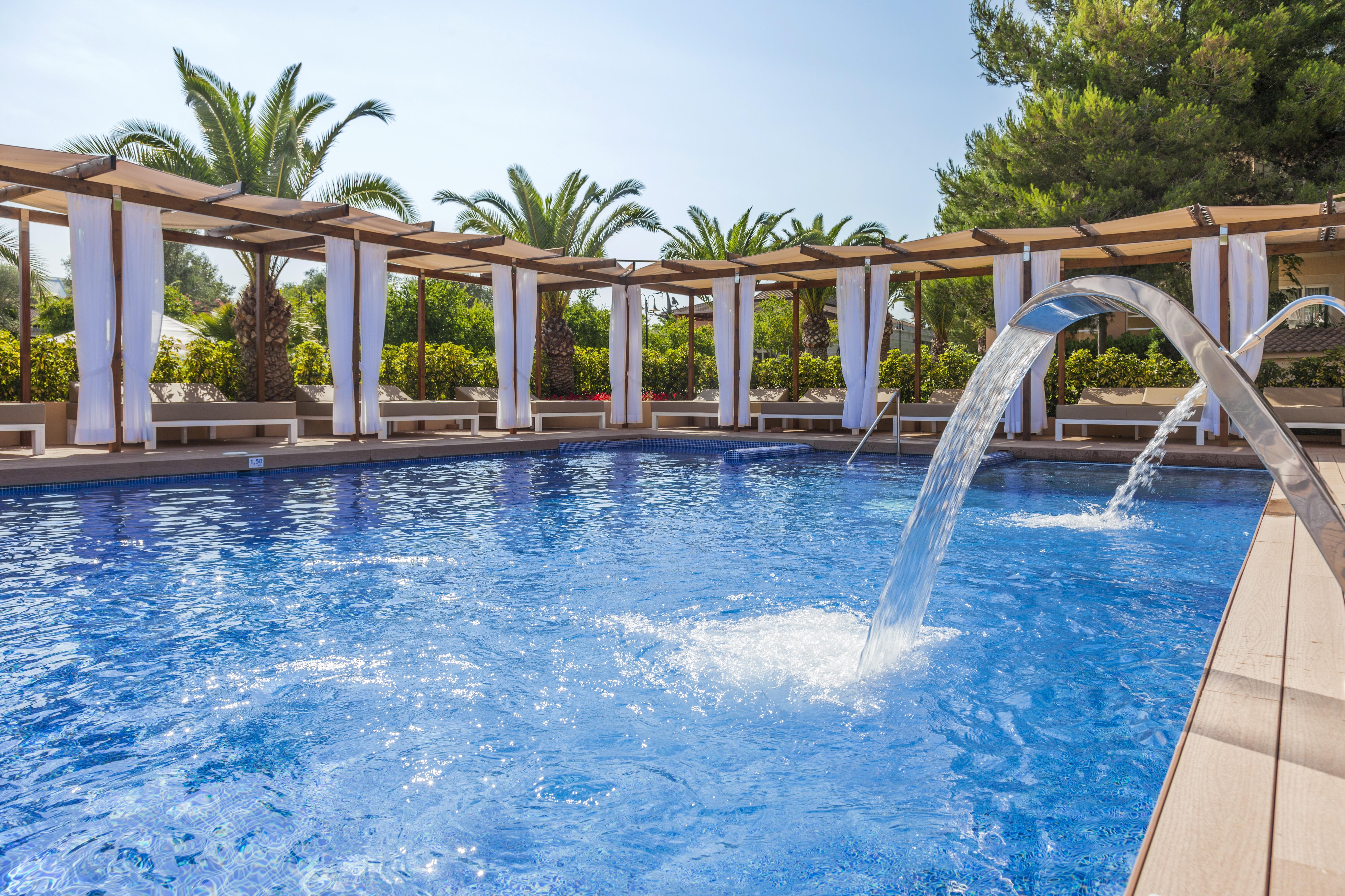 Aparthotel Zafiro Picafort 4*