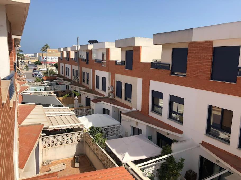 Сasa de vacaciones Adosado, Wifi, Playa, Lugar Espacioso, Vacacional Grao de Castellon