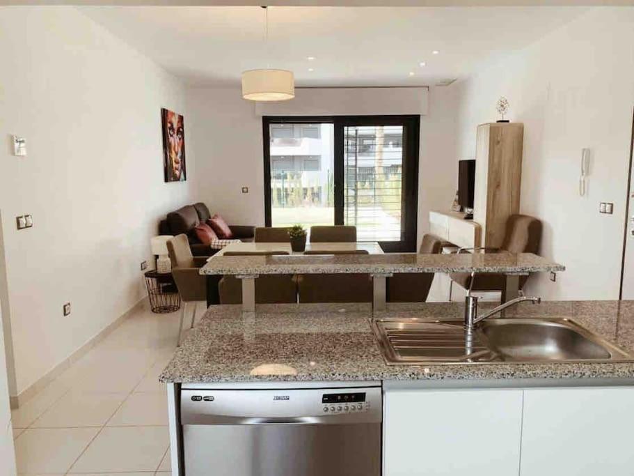 Apartamento New Groundfloor Apt. *