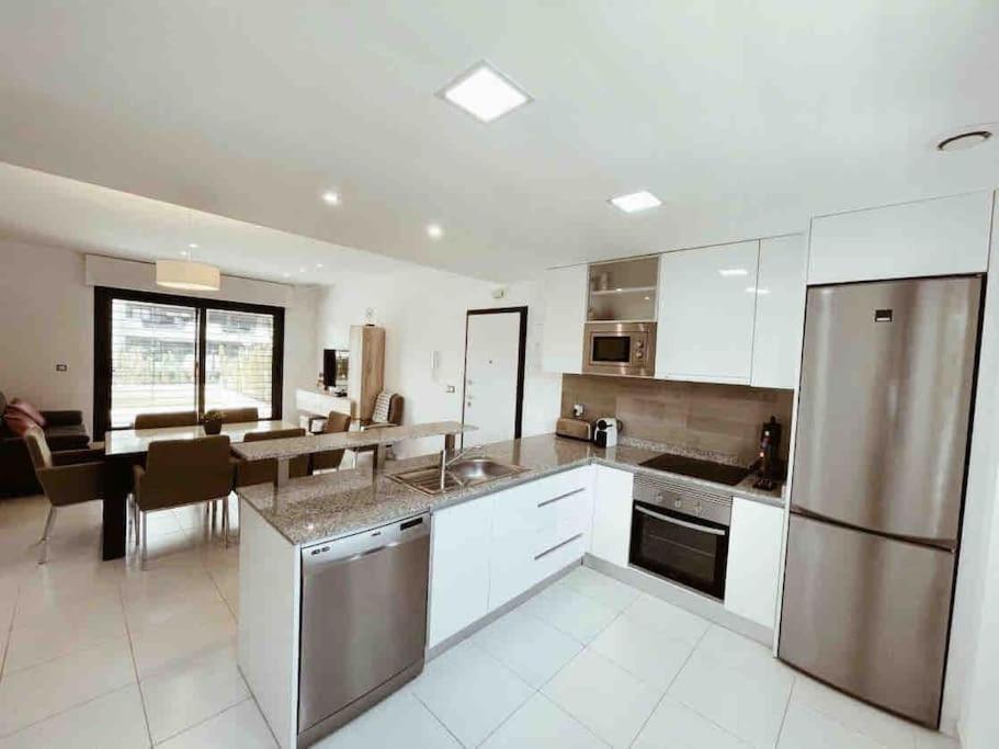 Apartamento New Groundfloor Apt. *