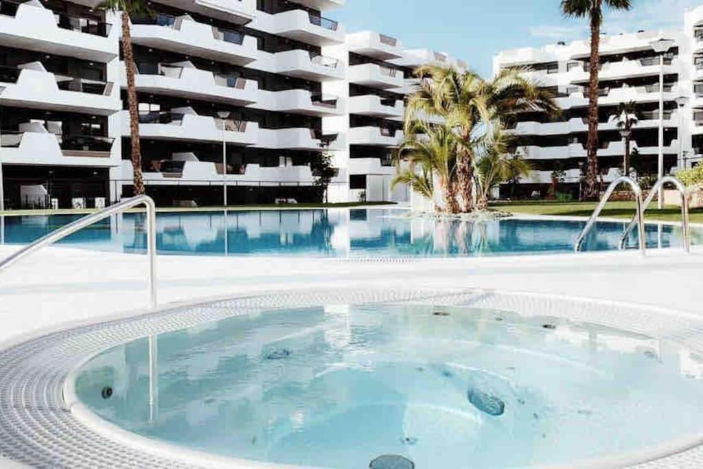 New Groundfloor Apt. Apartamento Arenales del Sol