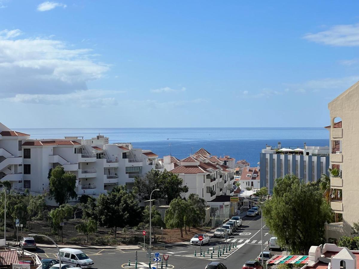 Castle Harbour *