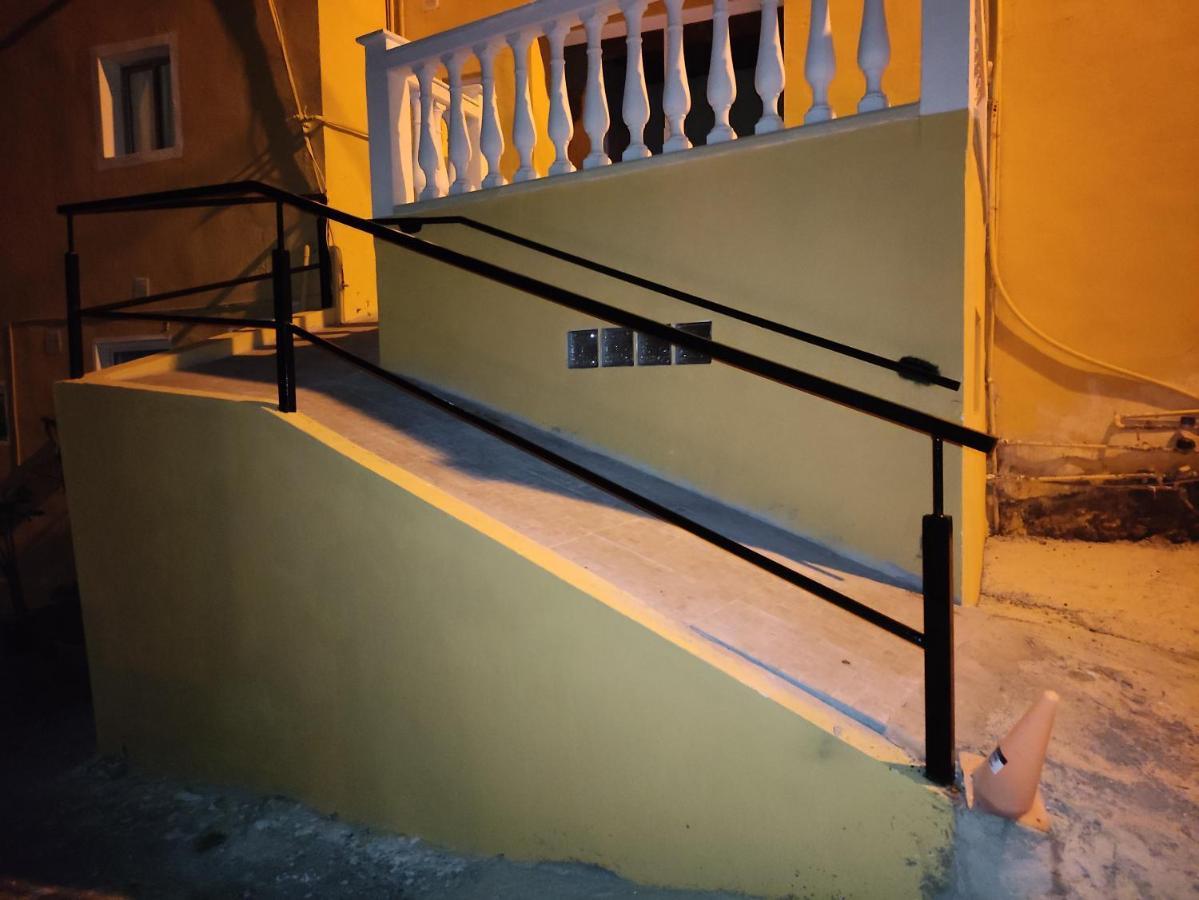 Refugio Secreto De Village *