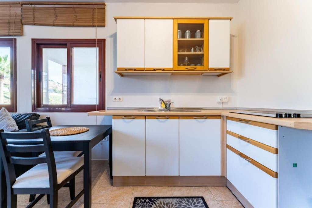 Ct 144 - La Cala Boulevard - I Apartment *