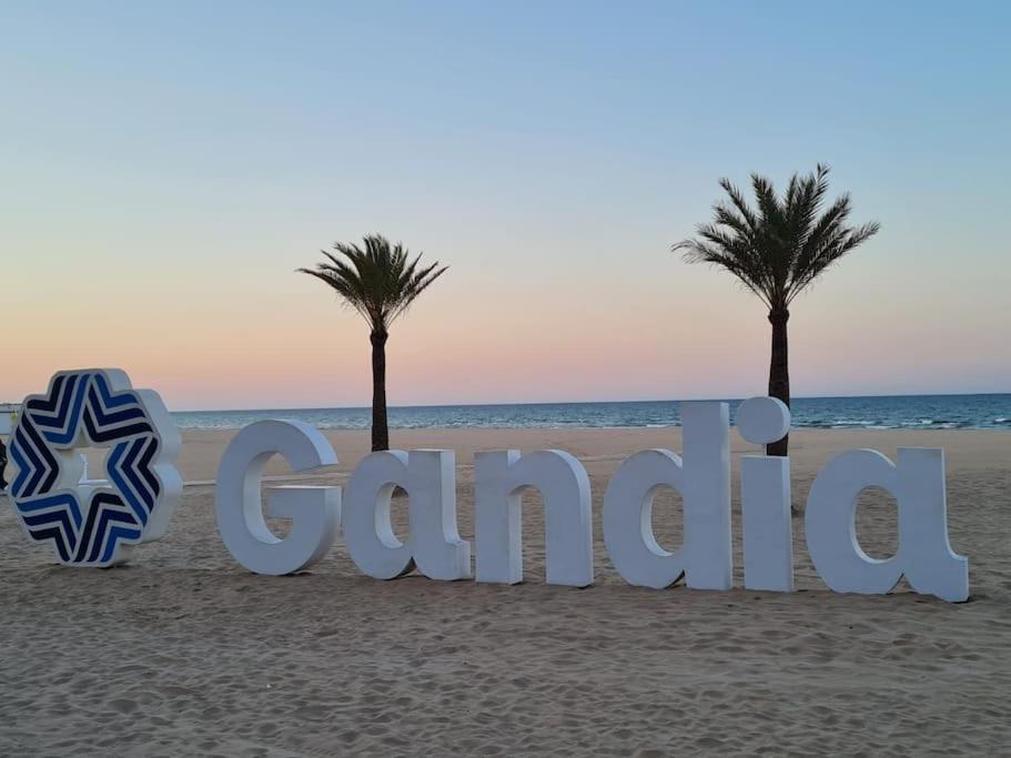 Apartamento Triplex A 200 Metros De La Playa *