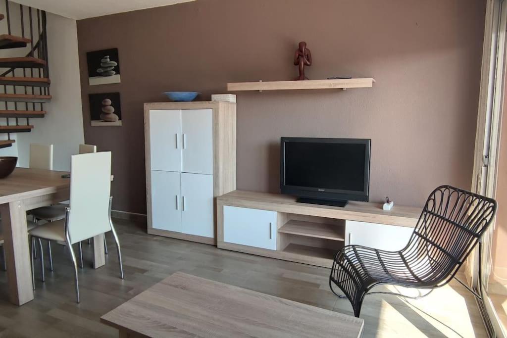 Apartamento ático-duplex En Urb. Peñismar En 1ª Línea De Playa Peñíscola