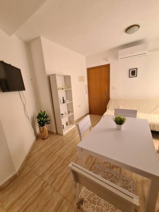 Beautiful With Patio Torrevieja