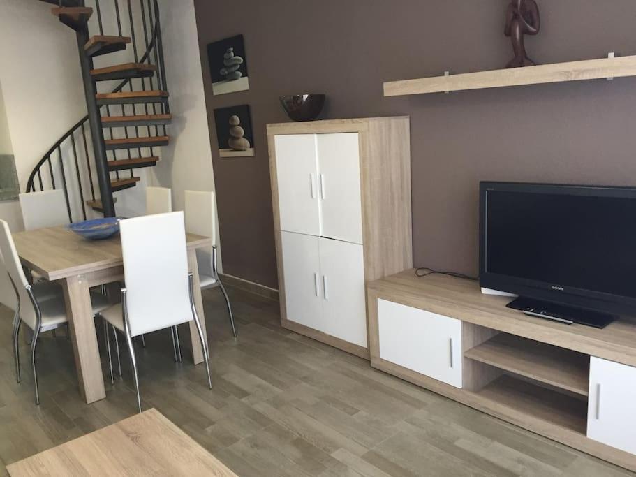 Apartamento ático-duplex En Urb. Peñismar En 1ª Línea De Playa Peñíscola