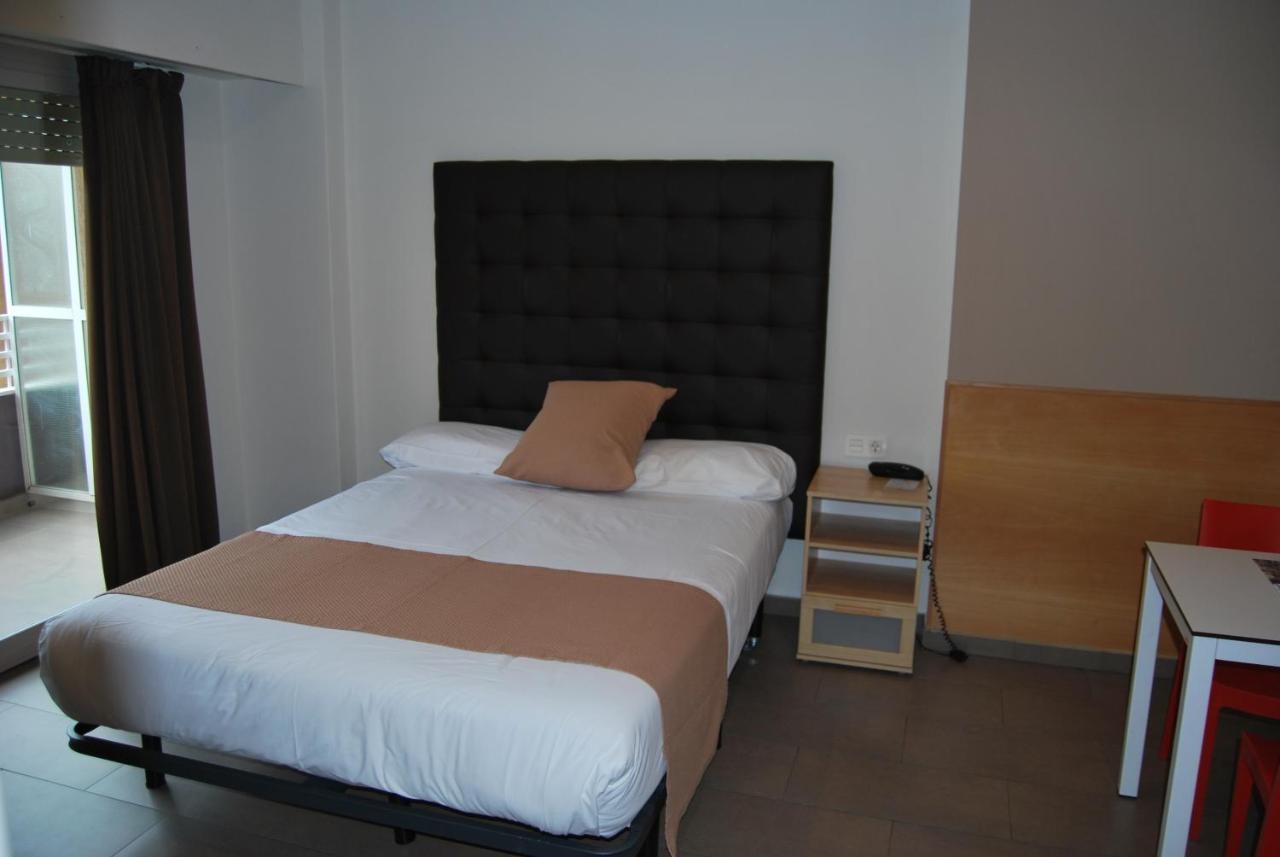 Estudiotel 2*
