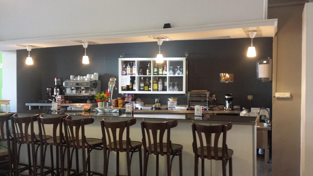 Guest house Juan De Austria I & Ii