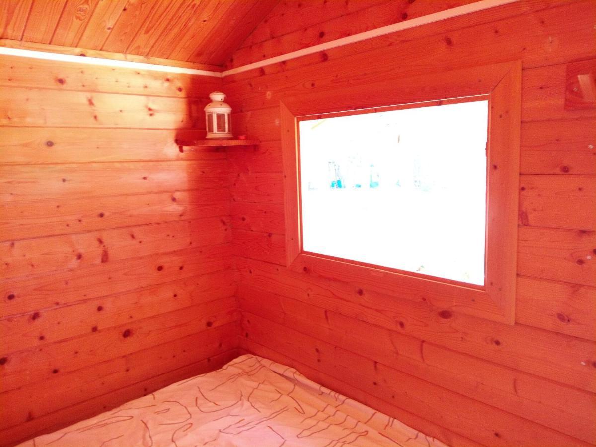Campsite Buena Vista Cabanas Economicas Torremanzanas