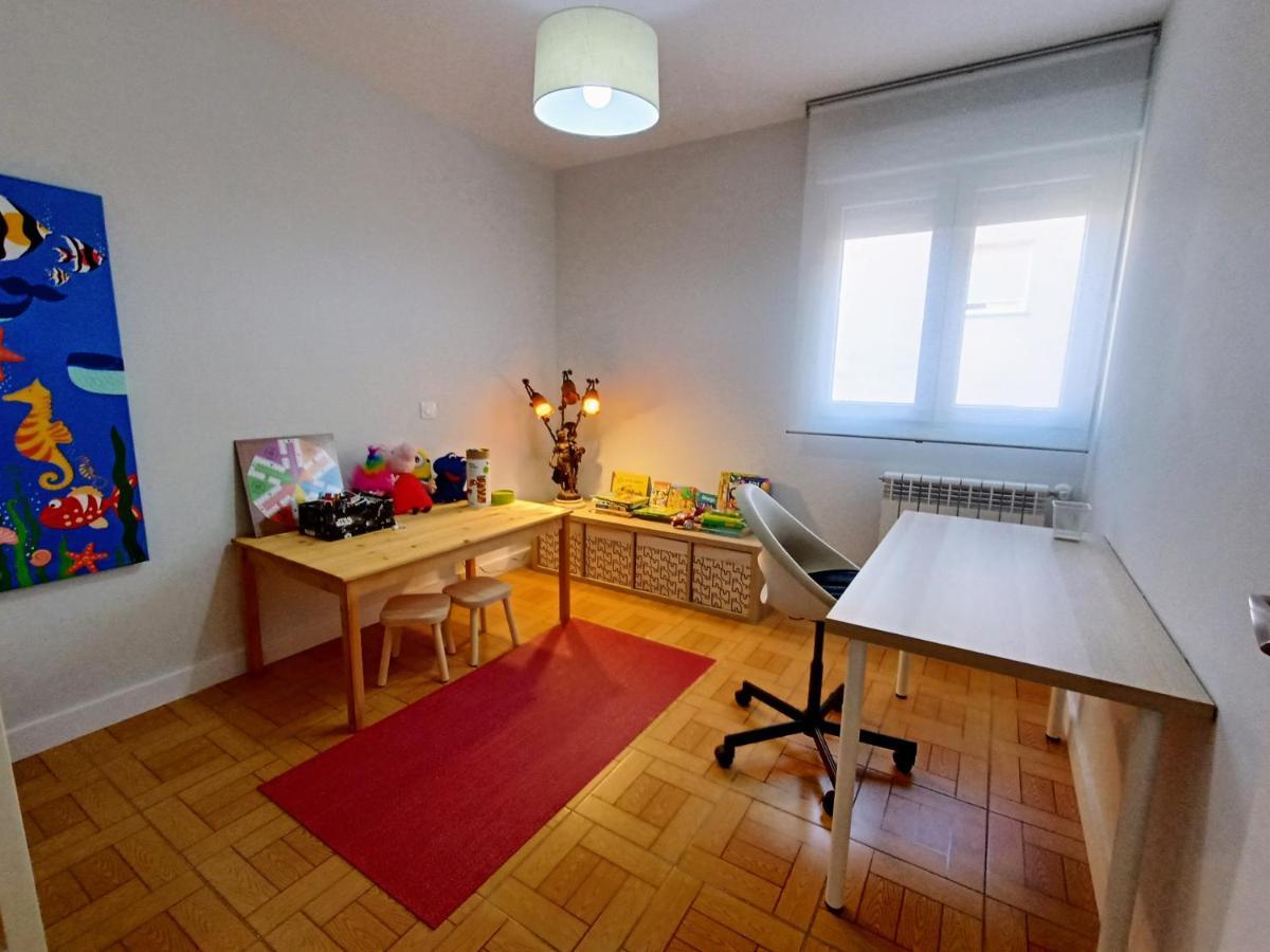 Centro, Ideal Familias, Profesores Y Teletrabajo Apartamento Colindres