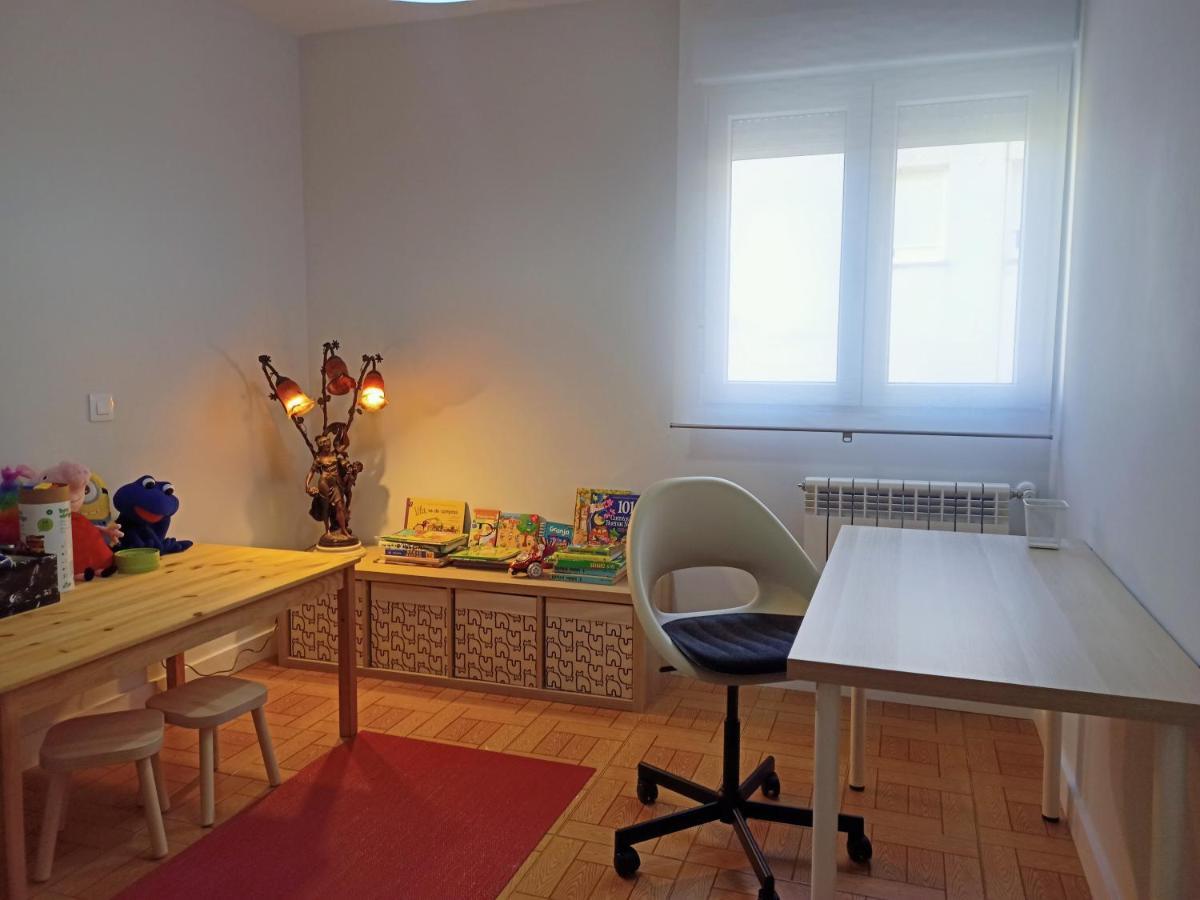 Centro, Ideal Familias, Profesores Y Teletrabajo *