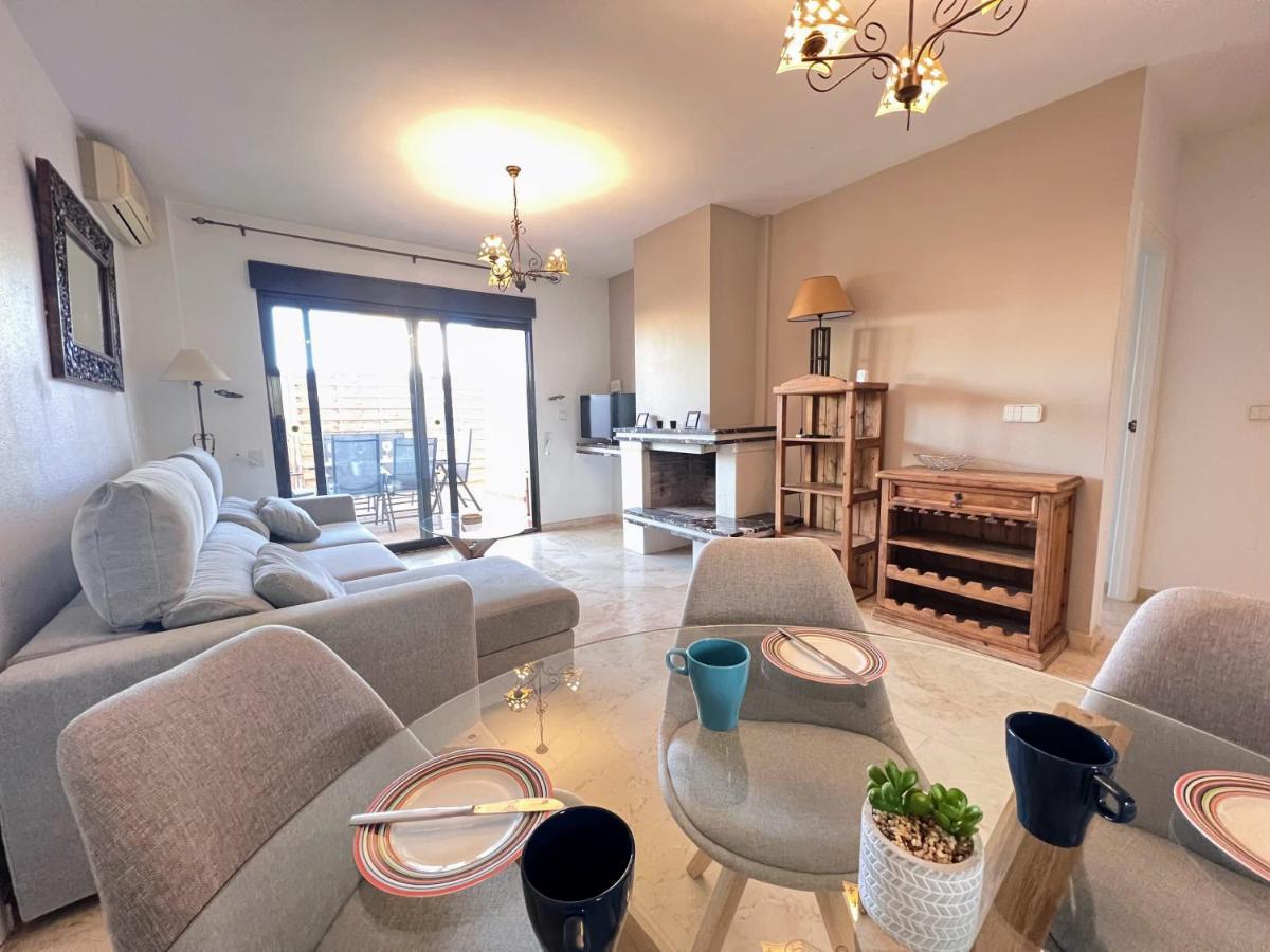 Two Bedroom Ground Floor Apt With Com Pool Lr756 Apartment *