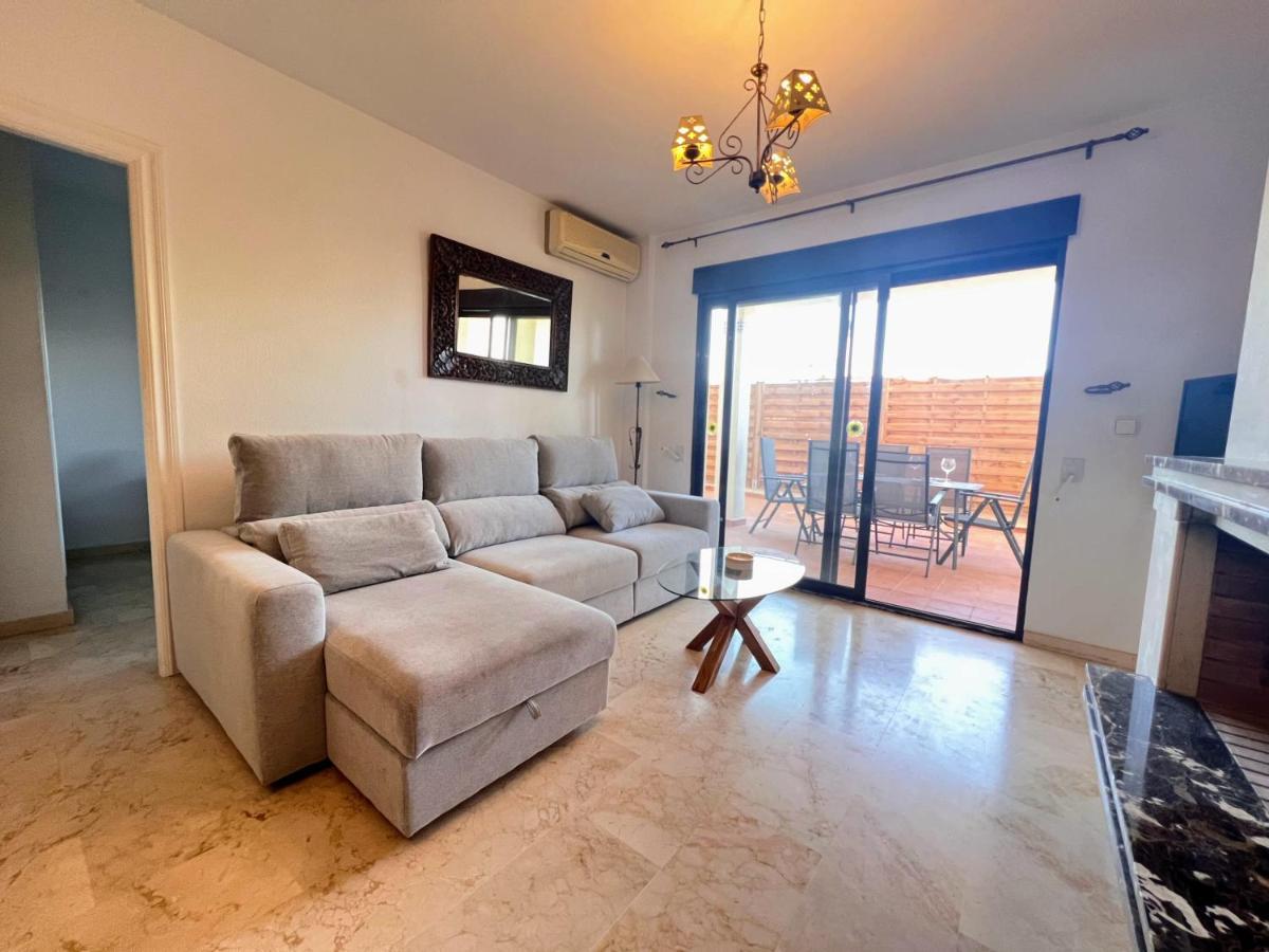 Two Bedroom Ground Floor Apt With Com Pool Lr756 Apartment *