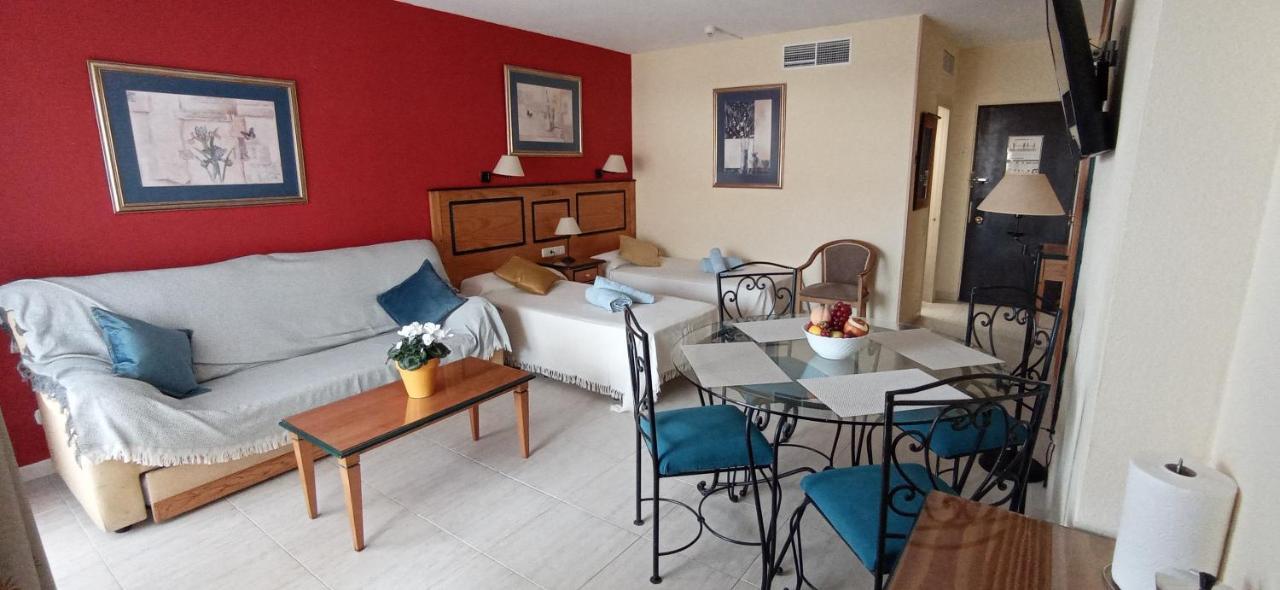 Apartamento Cerca De La Playa Y En El Centro De La Ciudad Apartment *