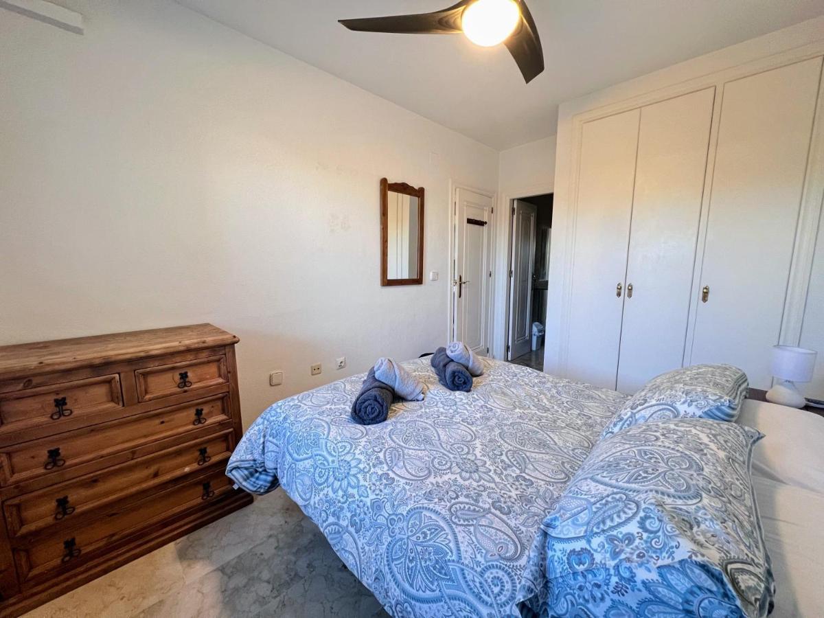 Two Bedroom Ground Floor Apt With Com Pool Lr756 Orihuela