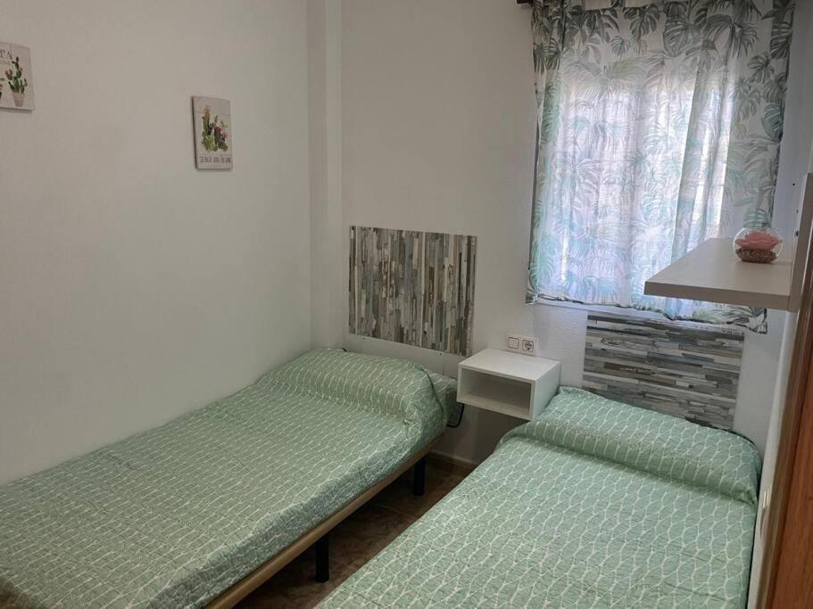 He Mikelmar Apartment *