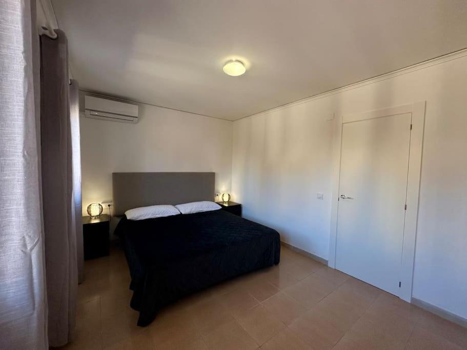Breathtaking Beachfront House * Sueca