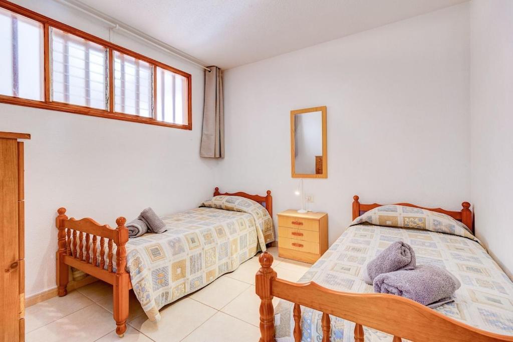 Ocean View 2bedroom In Los Cristianos, Heated Pool, 3 Minutes To Beach Los Cristianos (Tenerife)