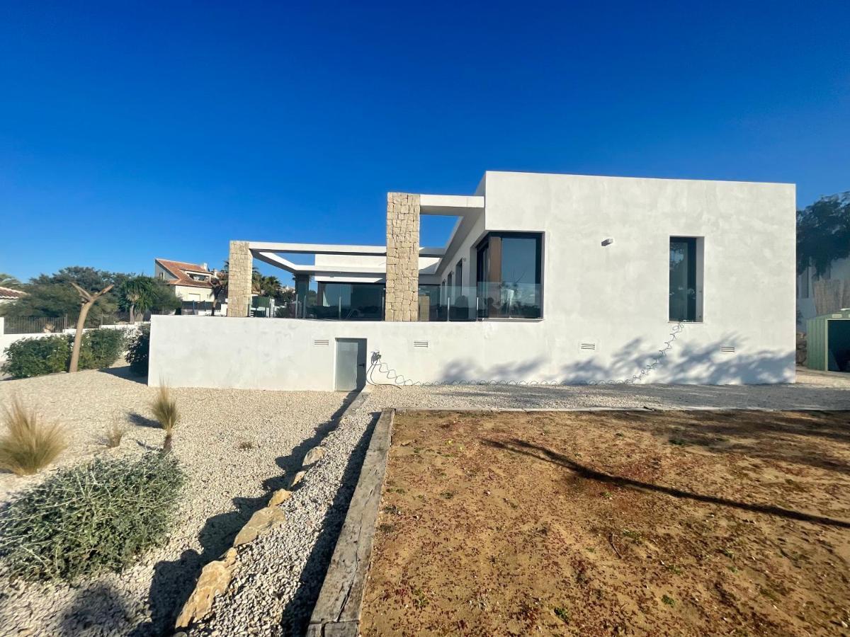 Montgo Villa *